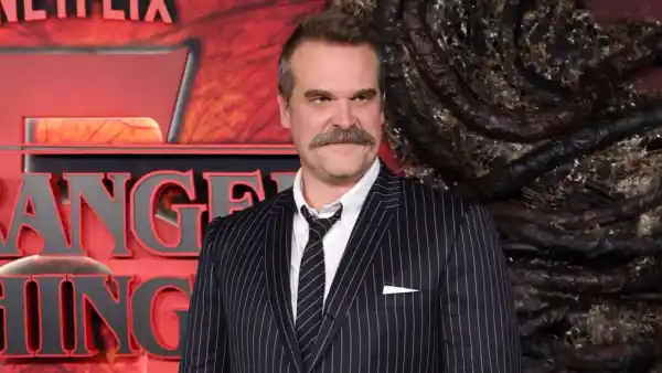 GettyImages-2245419535-david-harbour