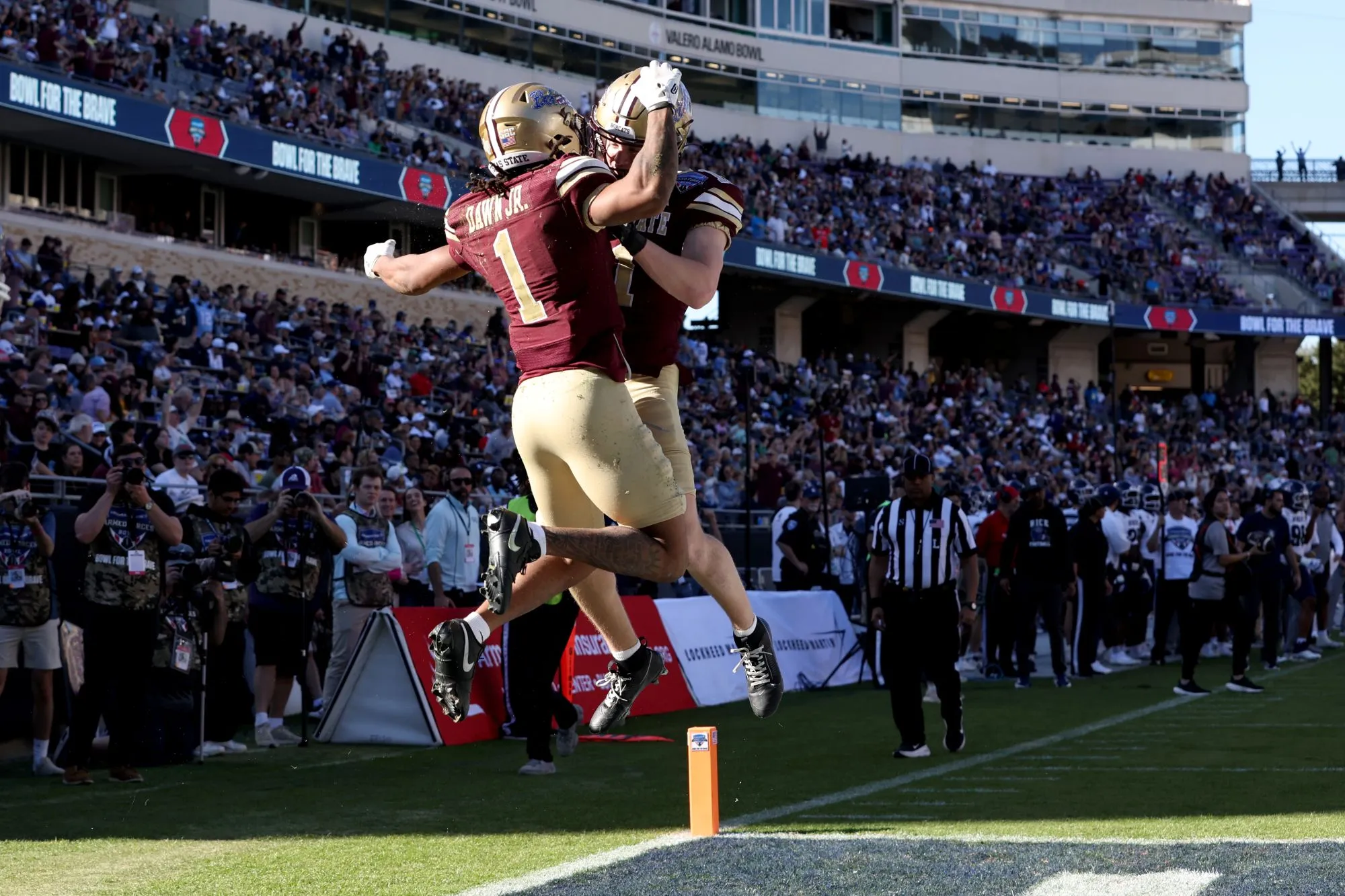 GettyImages-2254405146 Parachutist at Armed Forces Bowl Gets Caught On Wire In Scary Pregame Moment