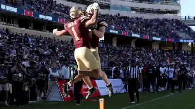 GettyImages-2254405146 Parachutist at Armed Forces Bowl Gets Caught On Wire In Scary Pregame Moment