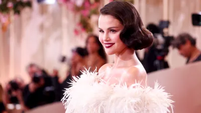 Selena Gomez Golden Globes