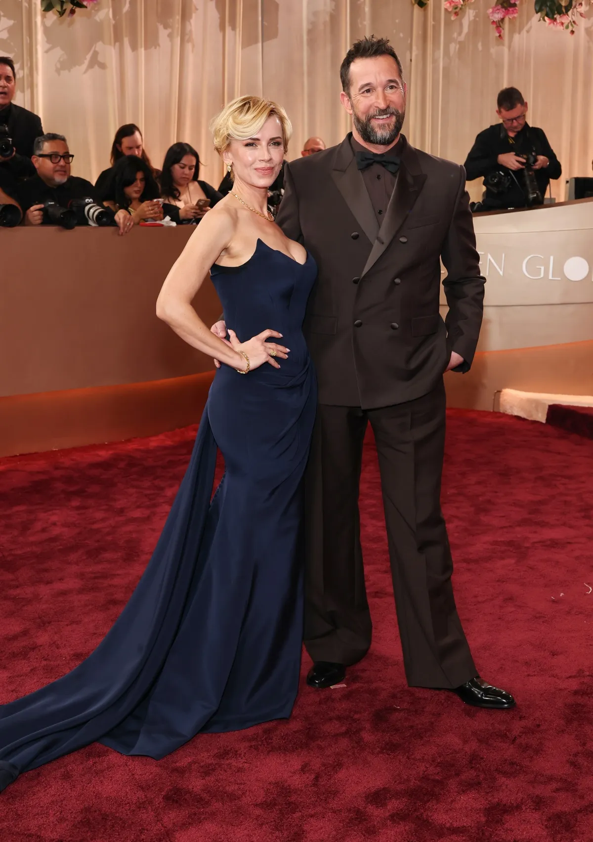 The Pitt Star Noah Wyle and Wife Saras Relationship Timeline