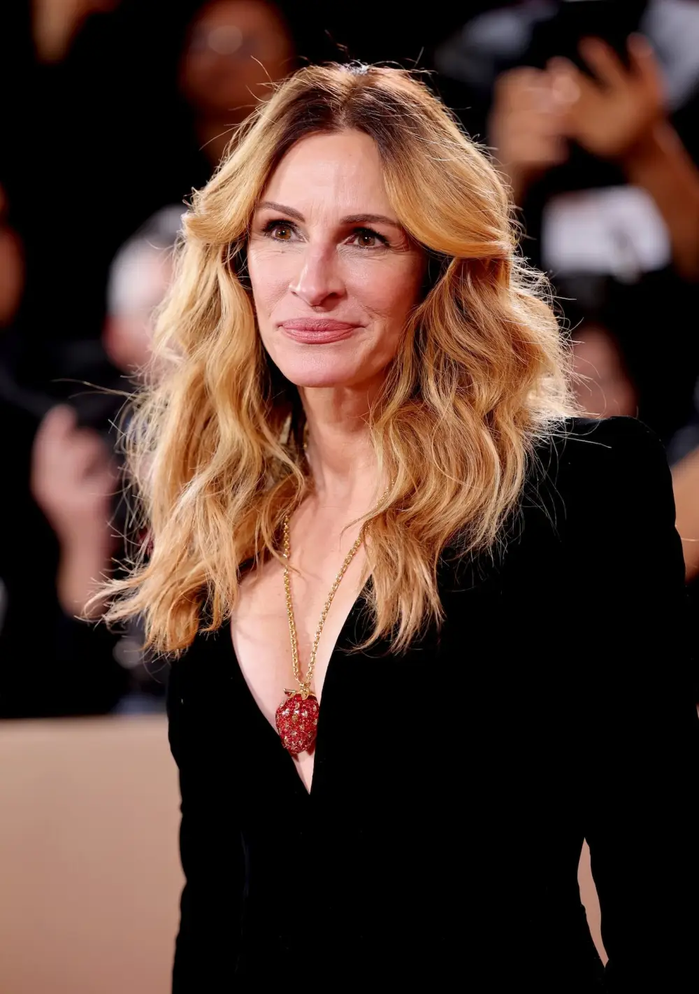 GettyImages-2255936300 julia roberts kiefer sutherland dating history