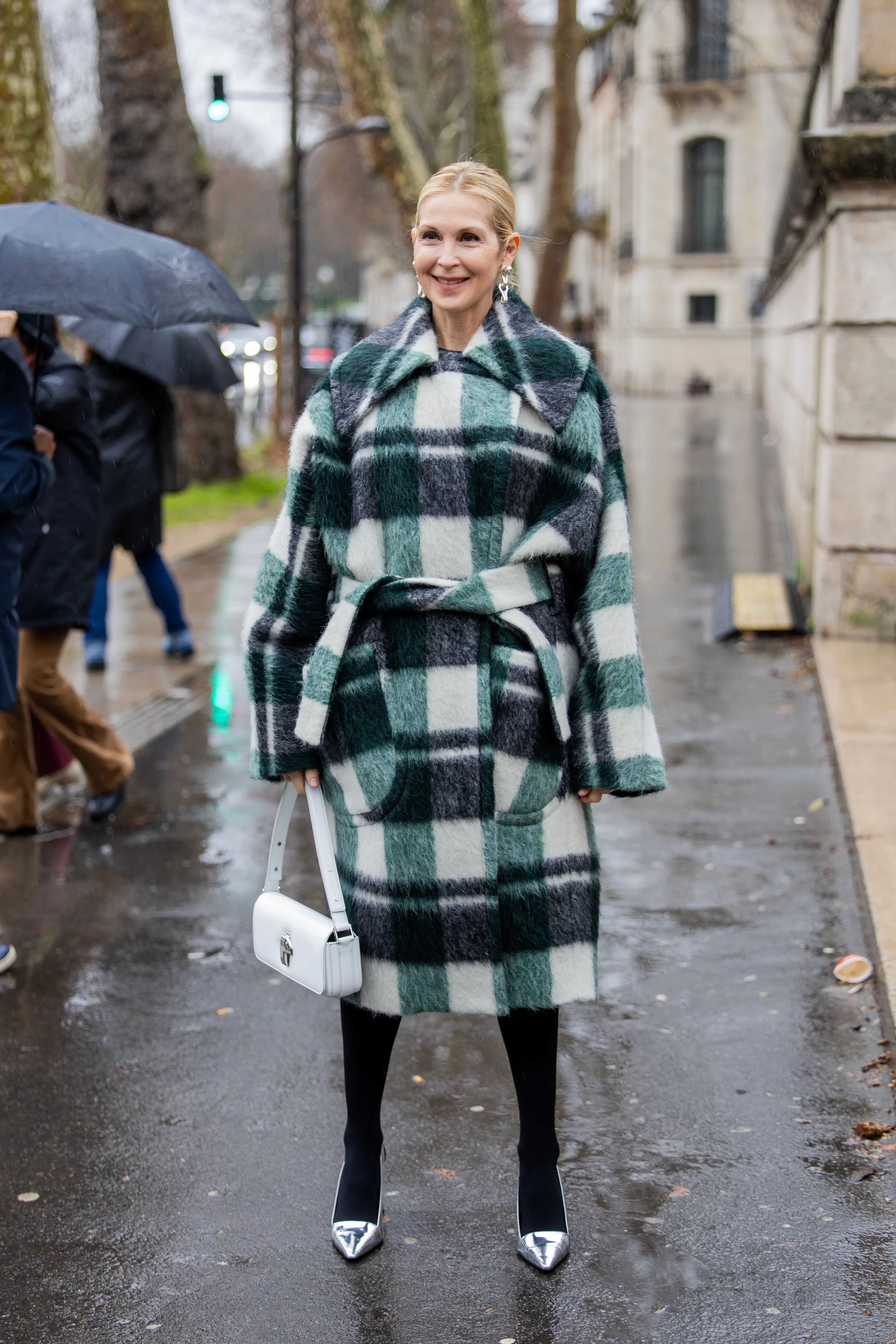 Kelly Rutherford is seen outside Patou during the Menswear Fall/Winter 2026-2027 as part of Paris Fashion Week on January 25, 2026 in Paris, France.