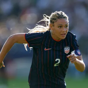 Trinity Rodmans Hilarious Goal Celebration With Her USWNT Coach Goes Viral