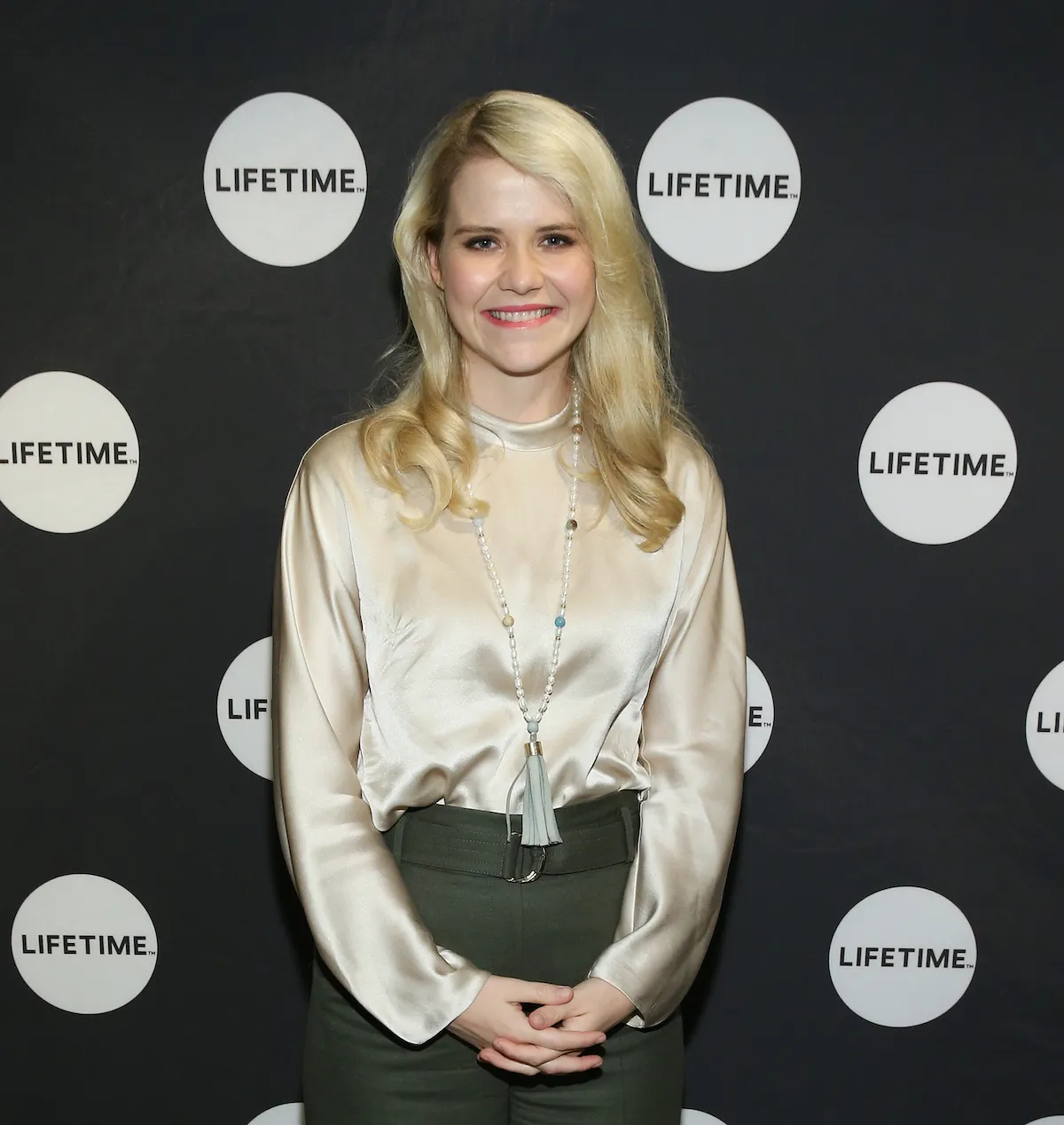 How Many Siblings Does Elizabeth Smart Have? Meet the Kidnapping Survivor&rsquo;s 4 Brothers and 1 Sister