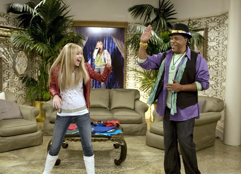 Hannah-Montana-TCDHAMO_EC130