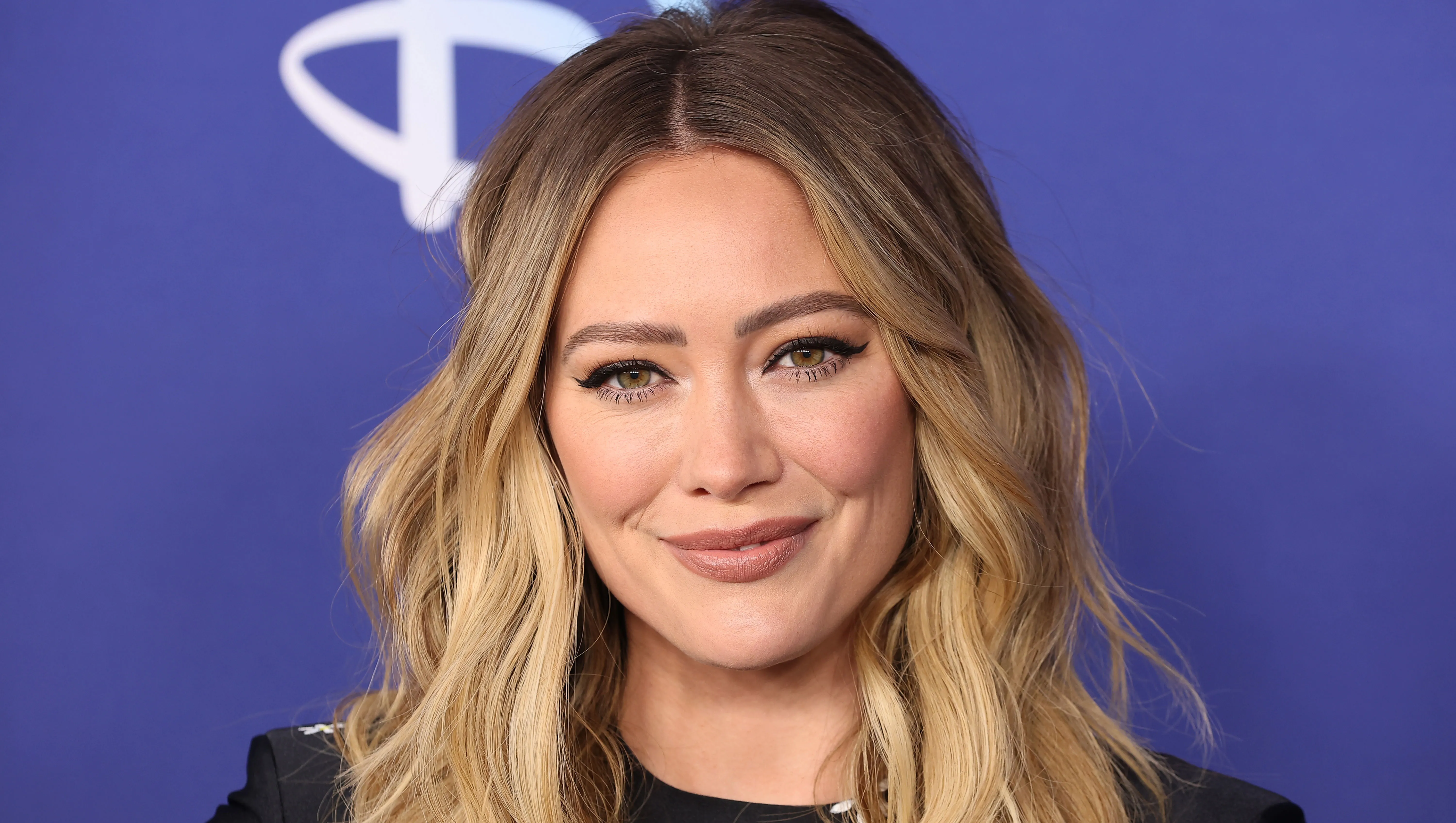 NEW YORK, NEW YORK - MAY 17: Hilary Duff attends the 2022 ABC Disney Upfront at Basketball City - Pier 36 - South Street on May 17, 2022 in New York City. (Photo by Arturo Holmes/WireImage)