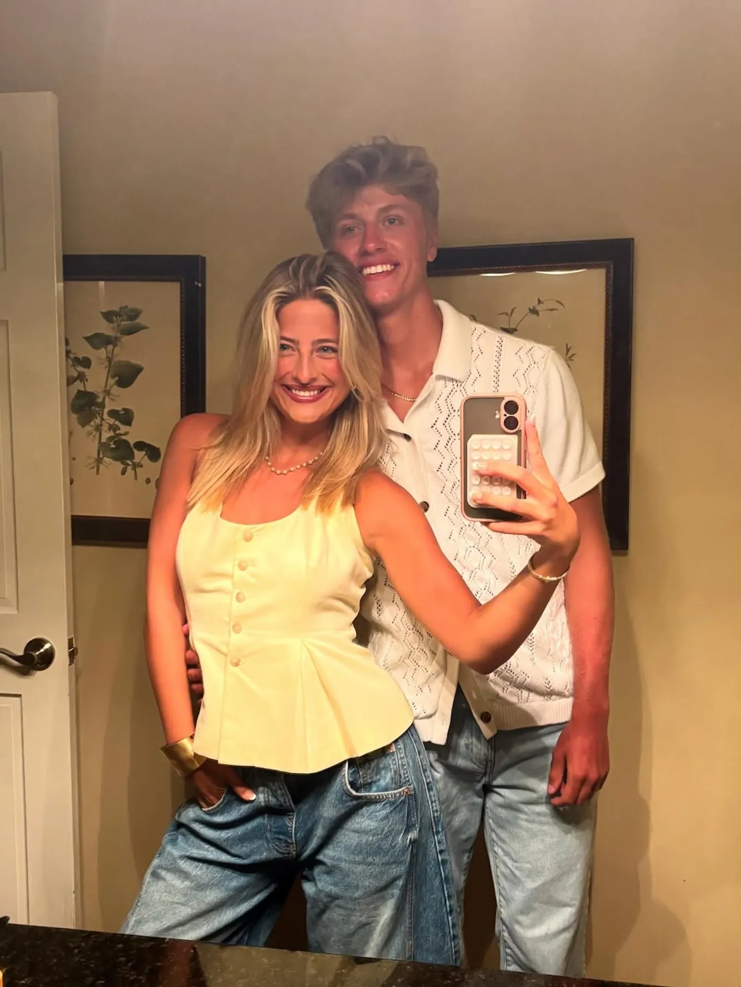 Influencer Avery Katherine Wood Cries While Announcing Split From Boyfriend Carson Cope