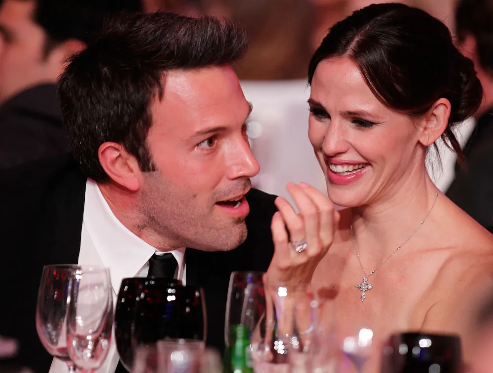 Jennifer Garner Exposes Ben Affleck Love of Beyonce Reveals the Song He Plays on Repeat Inline