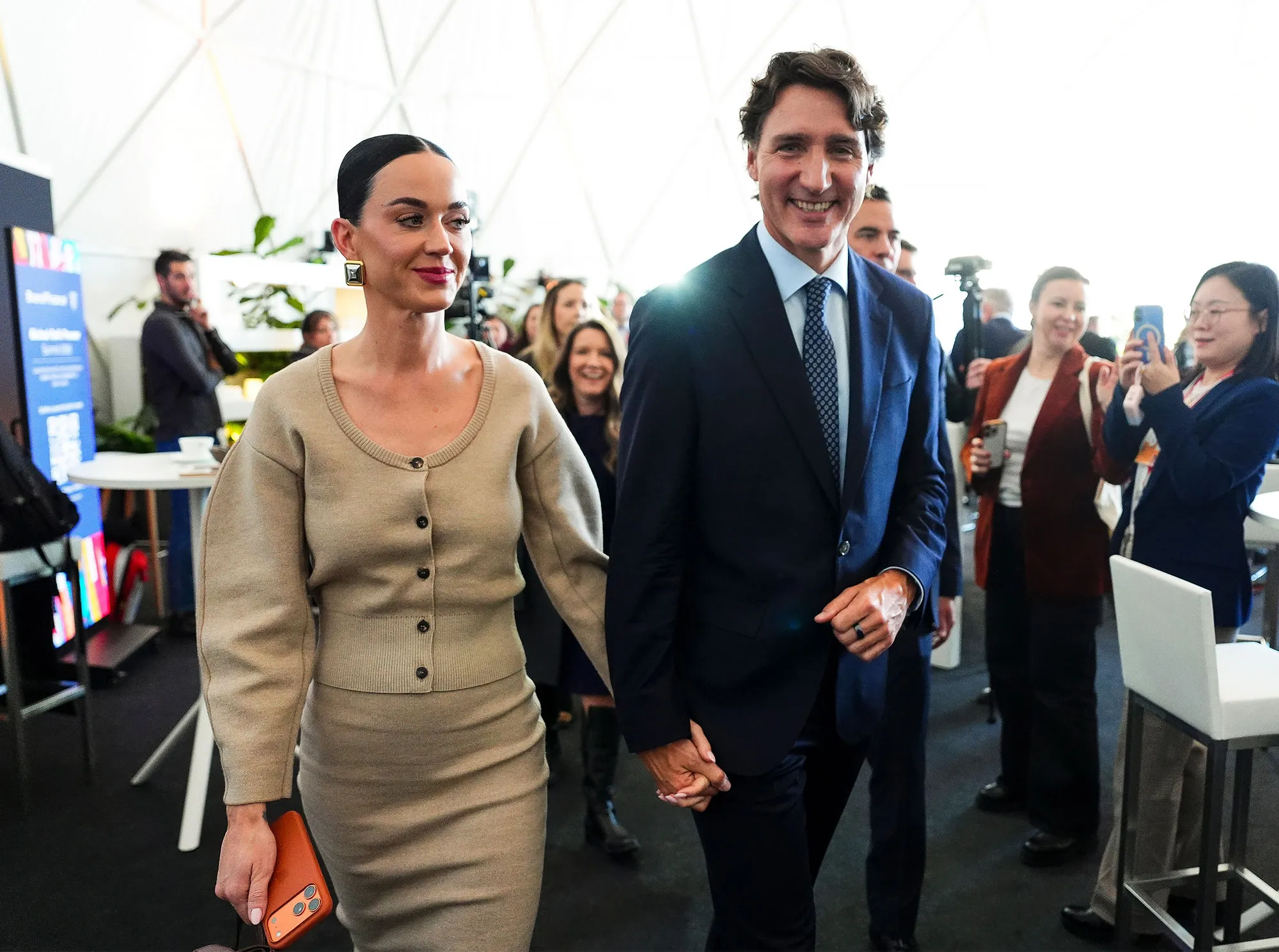 Katy Perry and Justin Trudeau Holding Hands Davos World Economic Forum