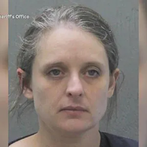 Louisiana Woman Attacked Cop Who Told Her to Leave Pond Trying to be a Mermaid Union Parish Sheriffs Office