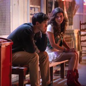 MCDPEWEZX024 What Is Poppys Job in People We Meet on Vacation