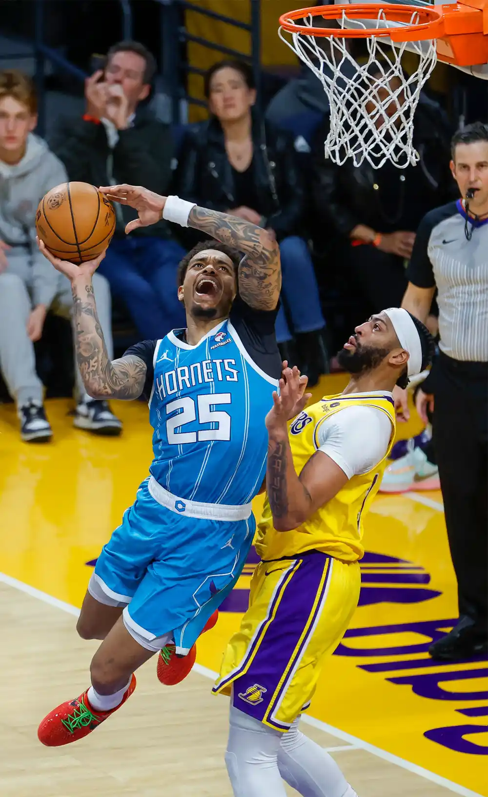 PJ Washington Accuses Ex Brittany Renner of Threatening to Serve Him Court Docs During NBA Game