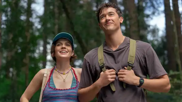 People We Meet on Vacation’s Mixed Review Roundup: What Fans, Critics and Rotten Tomatoes Think About the Film