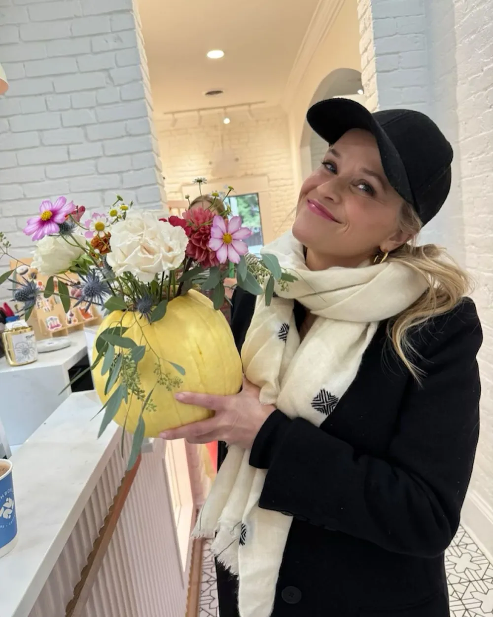 Reese Witherspoon Warns Fans Against Scammers Impersonating Her Online