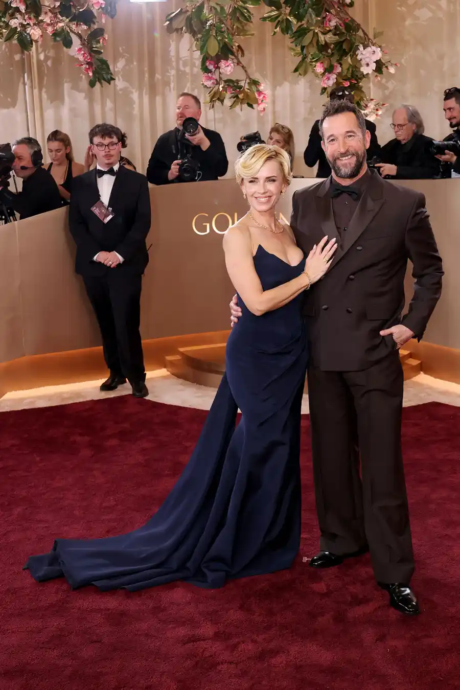 Sara Wells and Noah Wyle Red Carpet Arrival Golden Globes 2026