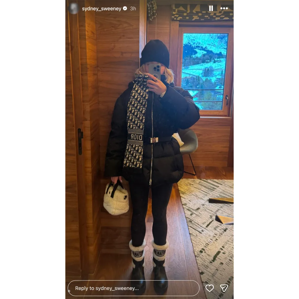 Sydney Sweeney luce jeans American Eagle tras la pol&eacute;mica publicitaria y comparte sus looks de invierno favoritos.