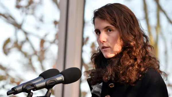 Tatiana Schlossberg's Husband Hopes Shes Kept Alive After Death