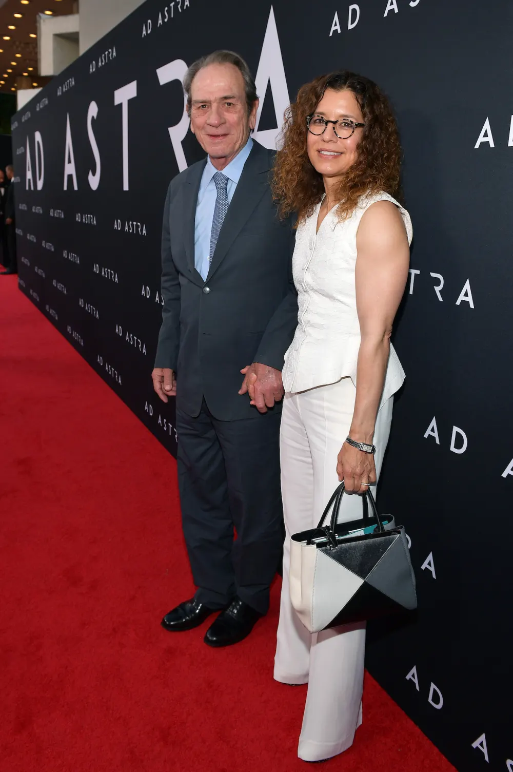 Tommy-Lee-Jones-and-Dawn-Laurel-GettyImages-1175615032