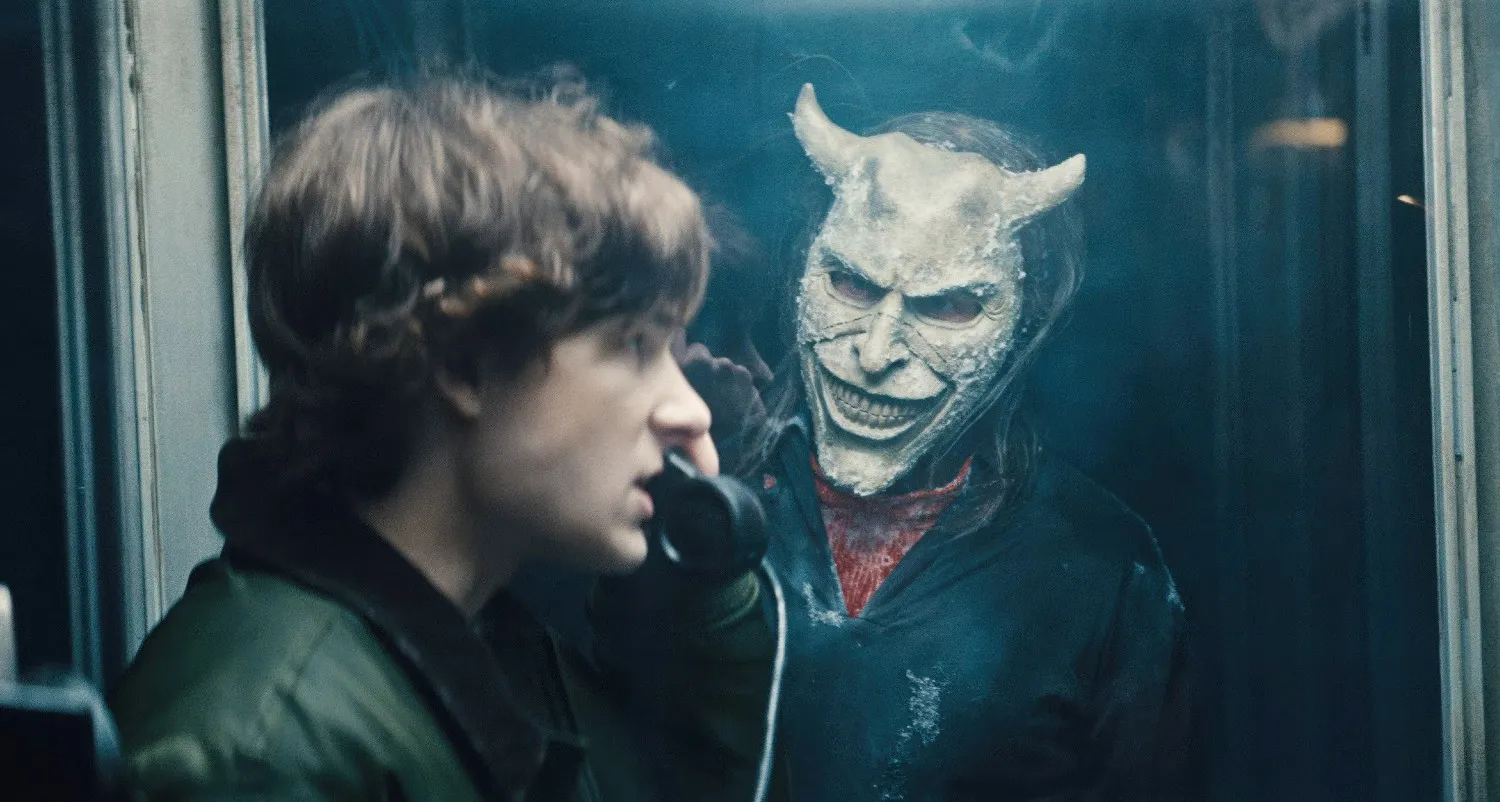 Mason Thames and Ethan Hawke in Black Phone 2