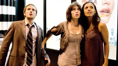 Michael Stahl-David, Lizzy Caplan and Jessica Lucas in Cloverfield