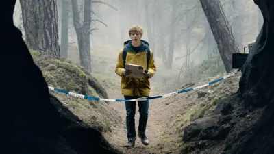 Louis Hofmann in Dark season 1