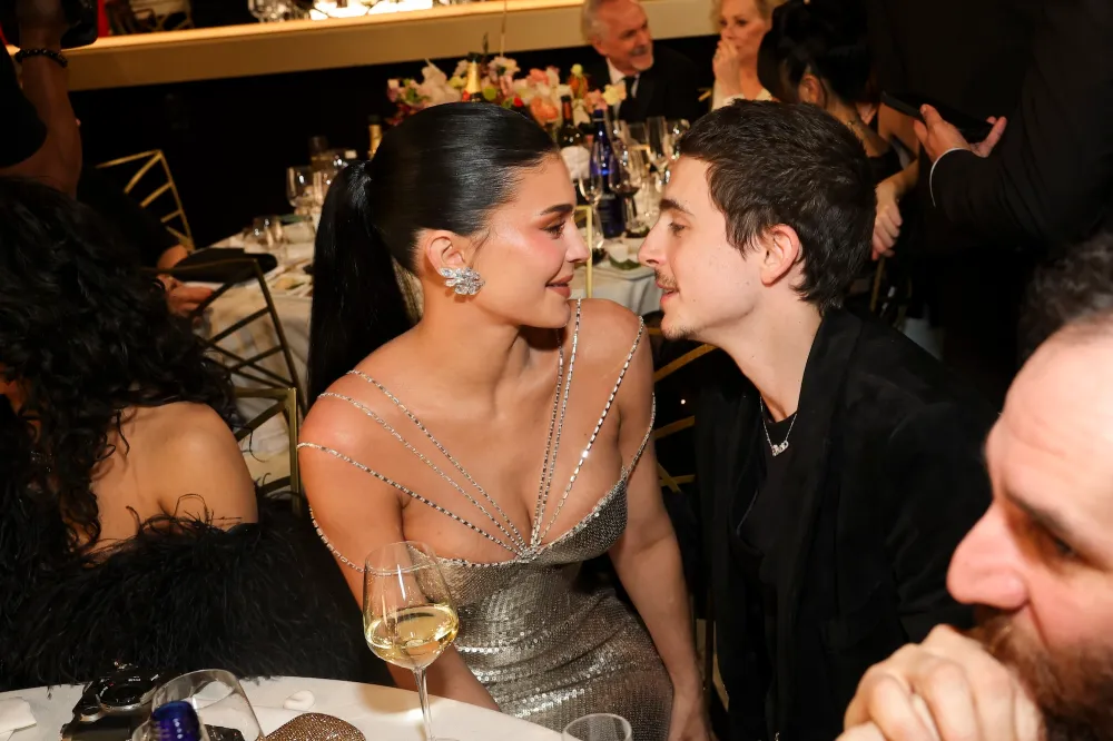 Kylie Jenner and Timothee Chalamet's Kiss Awkwardly Interrupted at Golden Globes