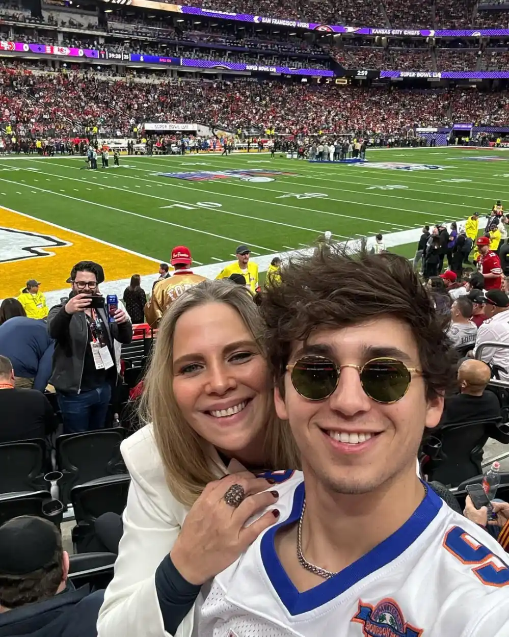 marcello-hernandez-mom