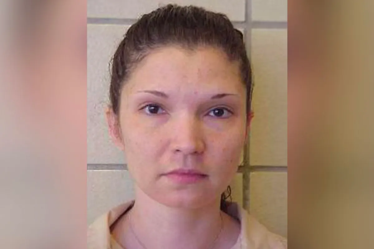 Inside 'Suitcase Killer' Melanie McGuire and Dr. Bradley Miller's Affair Before She Killed Husband Bill