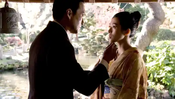 Ken Watanabe and Ziyi Zhang in Memoirs of a Geisha