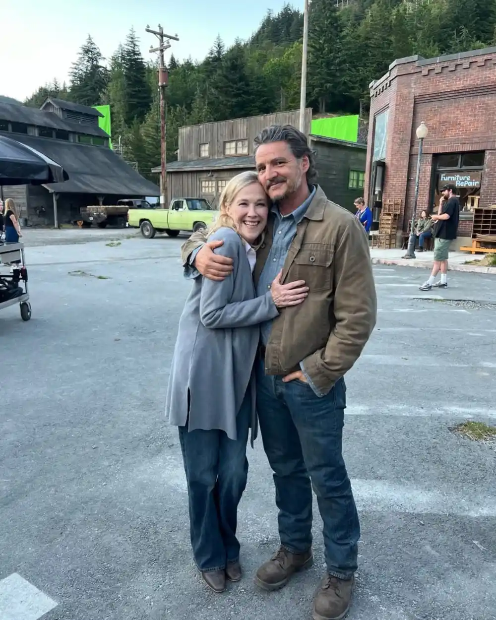 Pedro Pascal, Catherine O'Hara