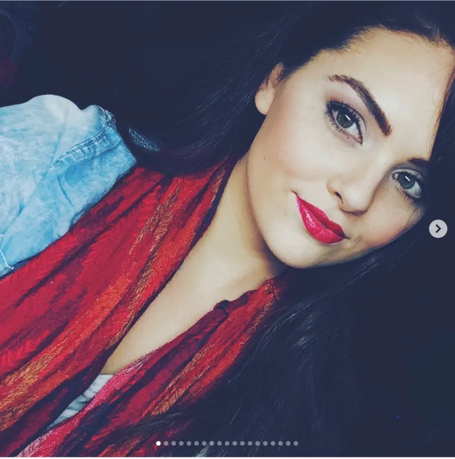 Relive 2016 Fashion and Beauty Trends With Selena Gomez, Emily Ratajkowski, Kim Kardashian and More