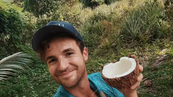 Travel Influencer Kevin Droniak Shares 'Receipts’ After Followers Suggest He’s Faking Trips