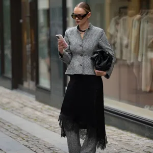 Tummy-Slimming Blouse