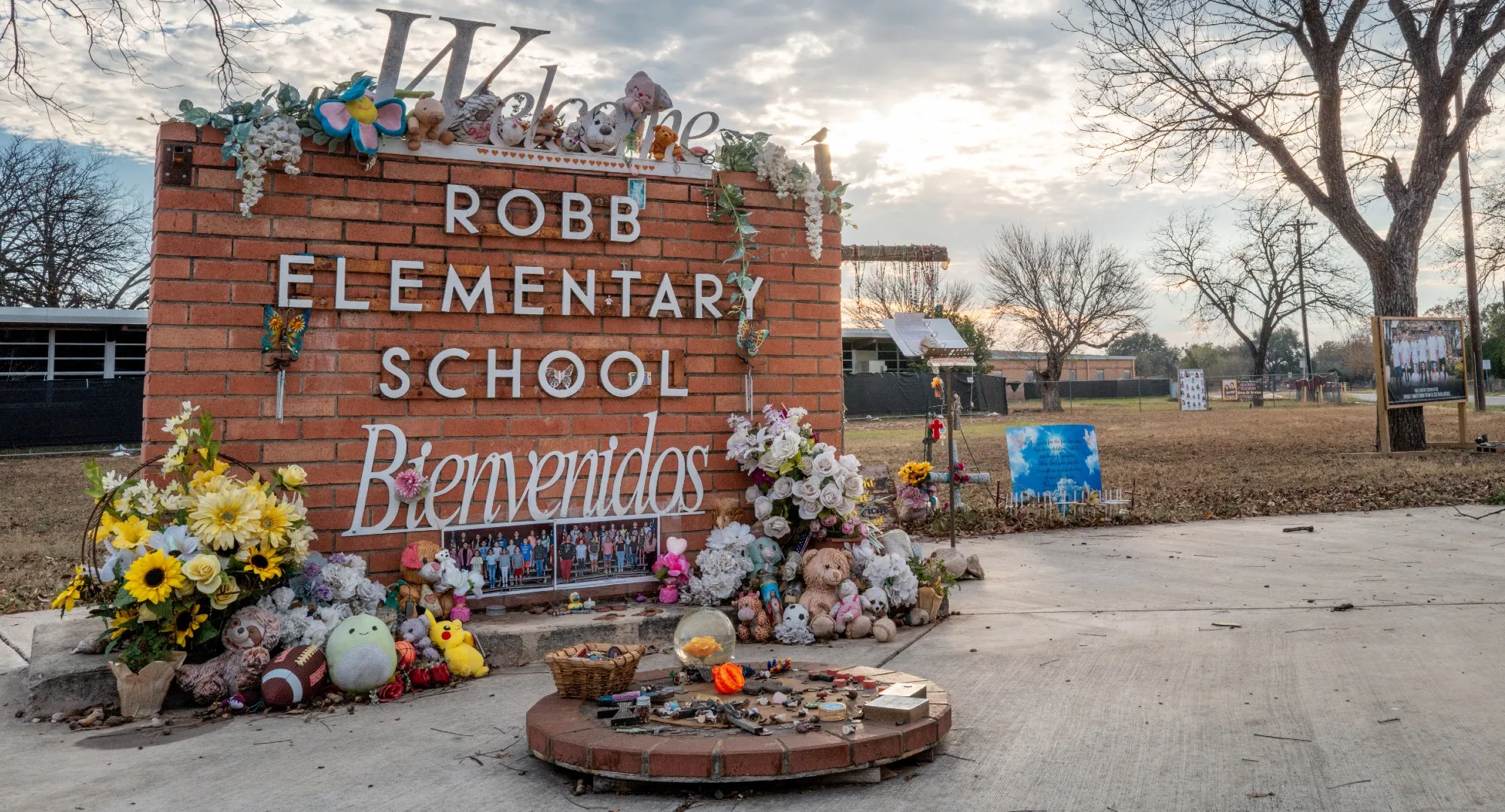uvalde-police-officer-adrian-gonzales-trial-GettyImages-2254828072