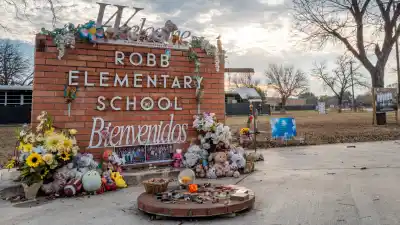 uvalde-police-officer-adrian-gonzales-trial-GettyImages-2254828072