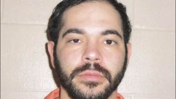 Woman Injured After Jumping From Moving Vehicle to Escape After Boyfriend Hit Her