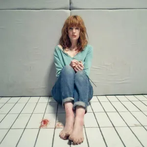 Kelly Reilly in 10x10