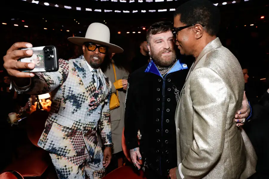 3140926_1809b-jamie-foxx-teddy-swims-babyface