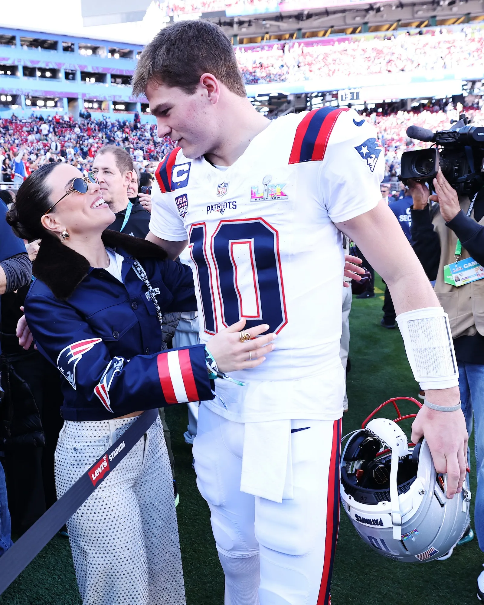 Ann Michael Maye Elevates Gameday Look GettyImages-2260590604