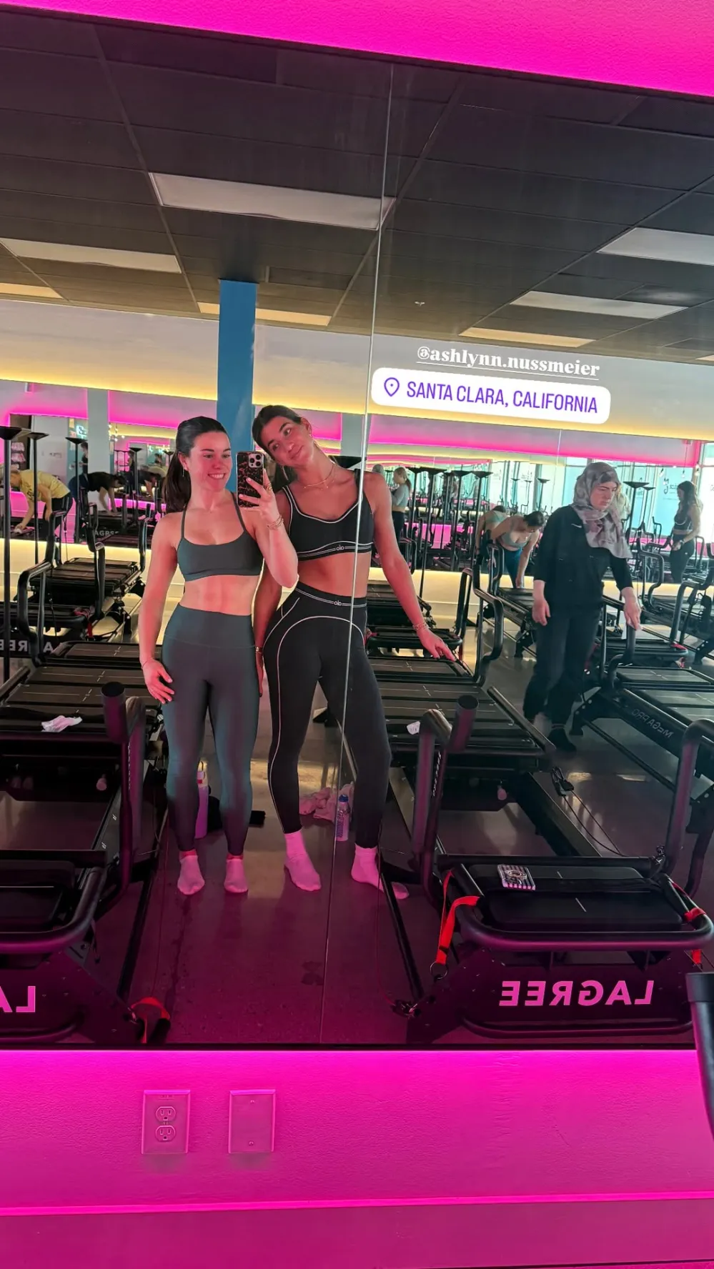 Ann-Michael-Maye-IG_3825391093886883912