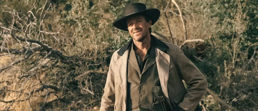 Armie Hammer 2610 Luxury Handbag Shopping 3 FRONTIER CRUCIBLE