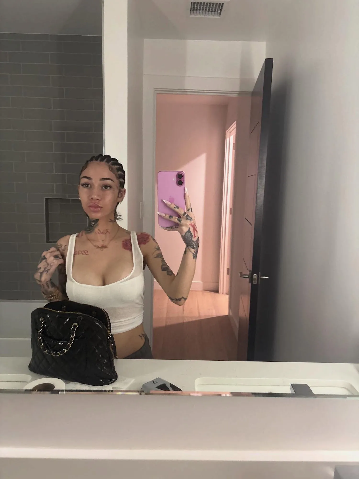 Bhad-Bhabie_1759883771_3738498493393845116_4445386253