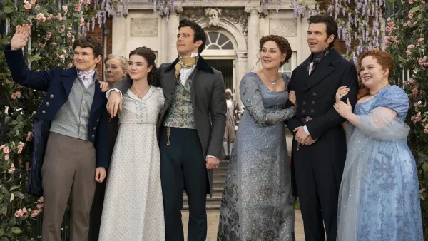 Bridgerton Author Julia Quinn Teases Potential Season 4 Death After Funeral Rumors Get Your Tissues Ready