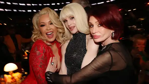 Bunnie Xo Kelly Osbourne and Sharon Osbourne Grammys What You Didnt See on TV