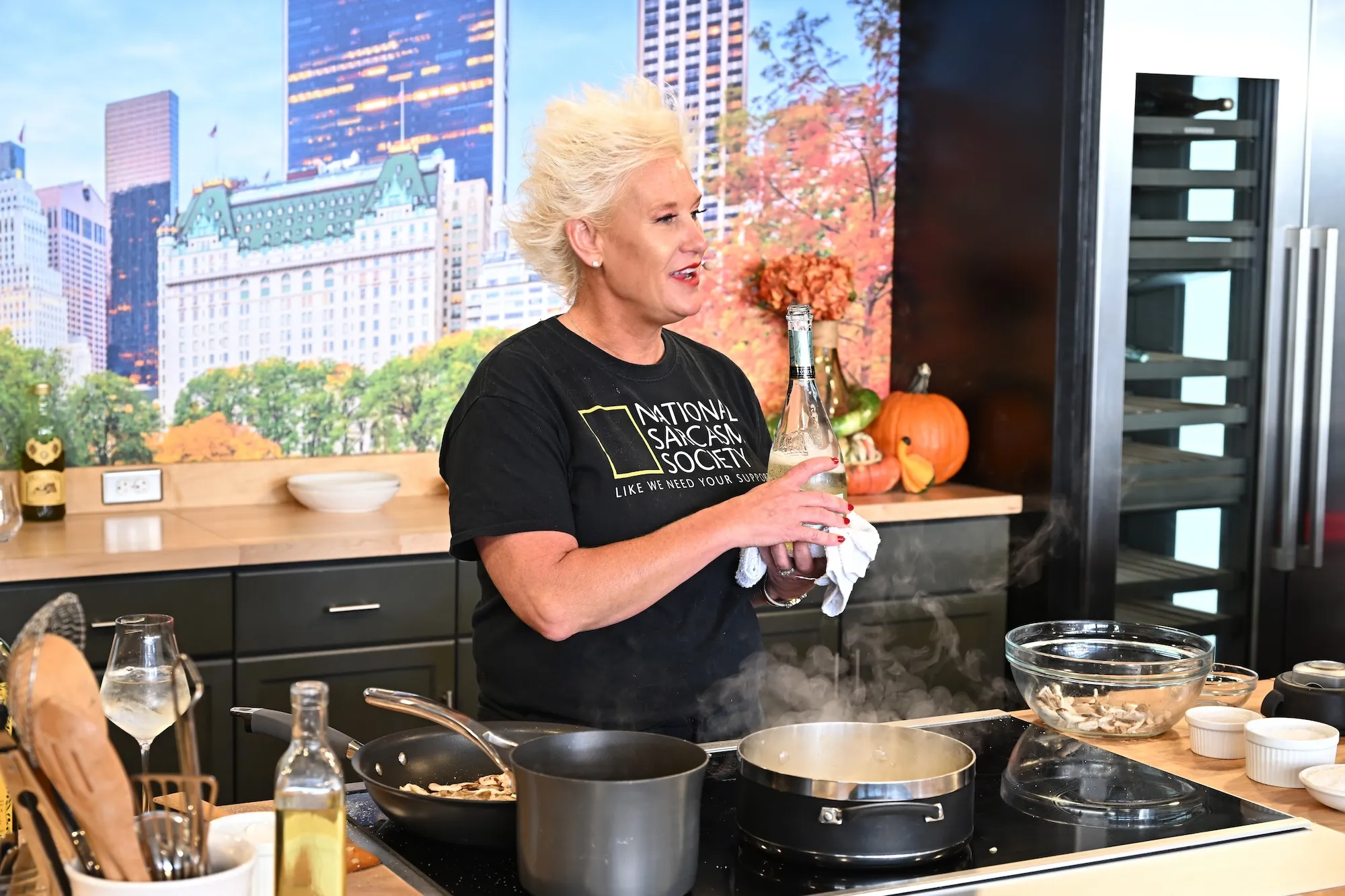 Chef Anne Burrell Medics Didnt Give Her Narcan at Scene of Her Death GettyImages-1433670357