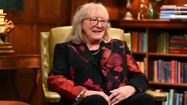 Donna-Kelce-Traitors-NUP_207870_-00217