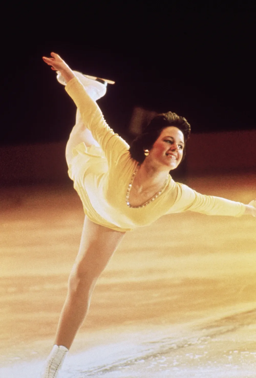 Dorothy-Hamill-Olympics-GettyImages-53112060