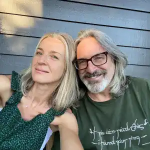 Ever-and-Robert-Carradine_1771910524_3839377671352608642_2209896276