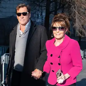 Ex NHL Star Ron Duguay and Sarah Palin Have Long Distance Relationship